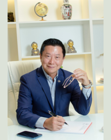 A escolha entre prótese de glúteo x enxerto de gordura depende do resultado desejado e do biotipo, explica Milton Seigi Hayashi.